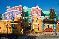 Toon Studio & Toy Story Playland