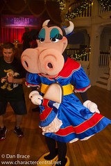 Clarabelle Cow