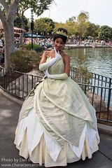 How Did Tiana Meet Prince Naveen?