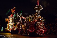 Main Street Electrical Parade