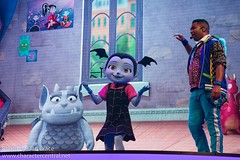 Vampirina