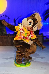 Meeting Jumba at Stitch's Hawaiian Paradise Party, One even…