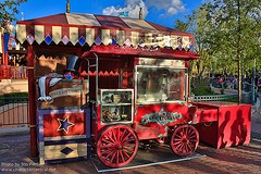 Circus Themed Popcorn Cart